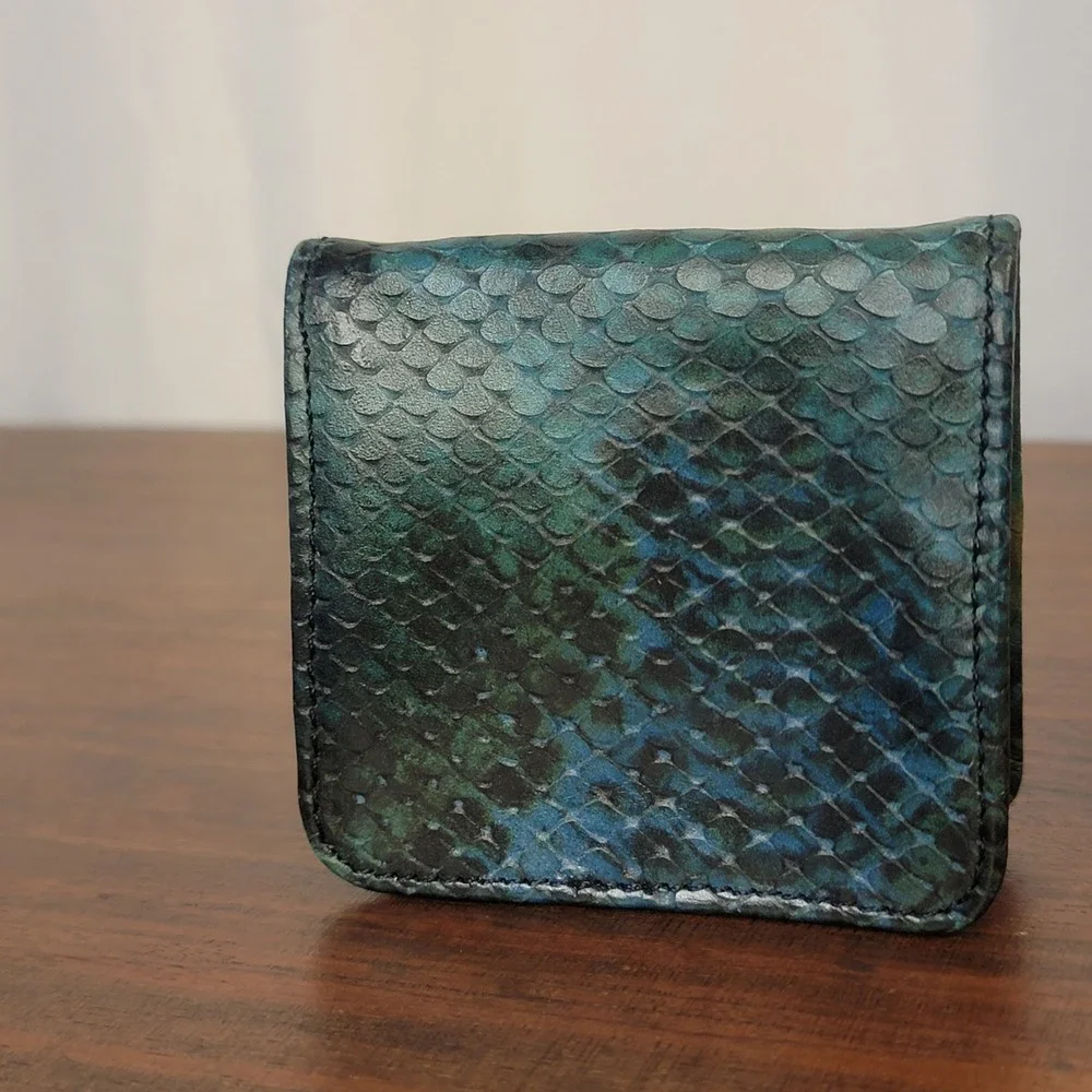 BCBG Max Azria chic mini