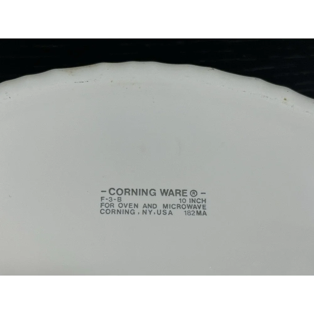 Corningware preowned it