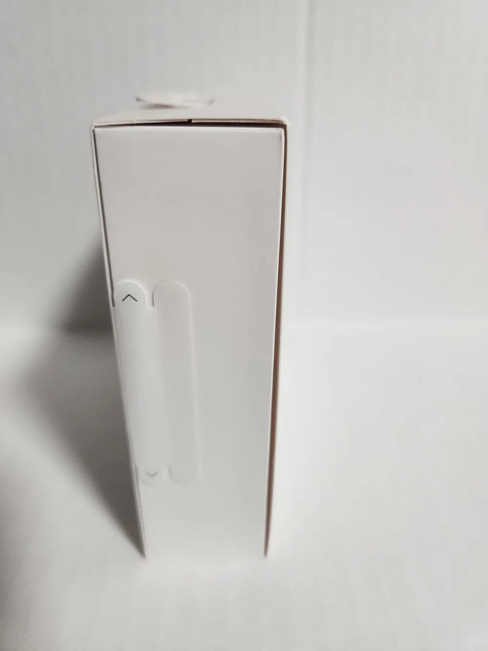 Oura ring shown