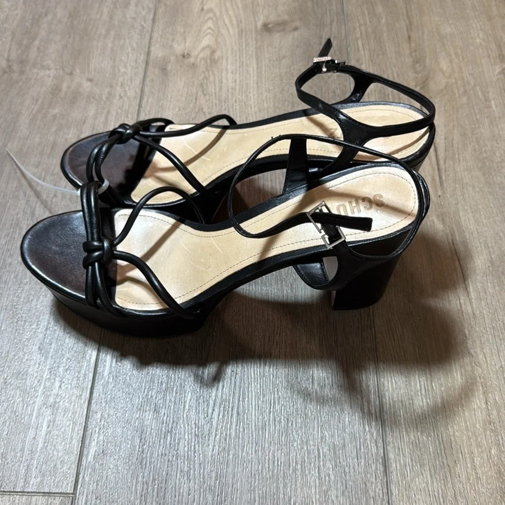 SCHUTZ stylish footwear pair