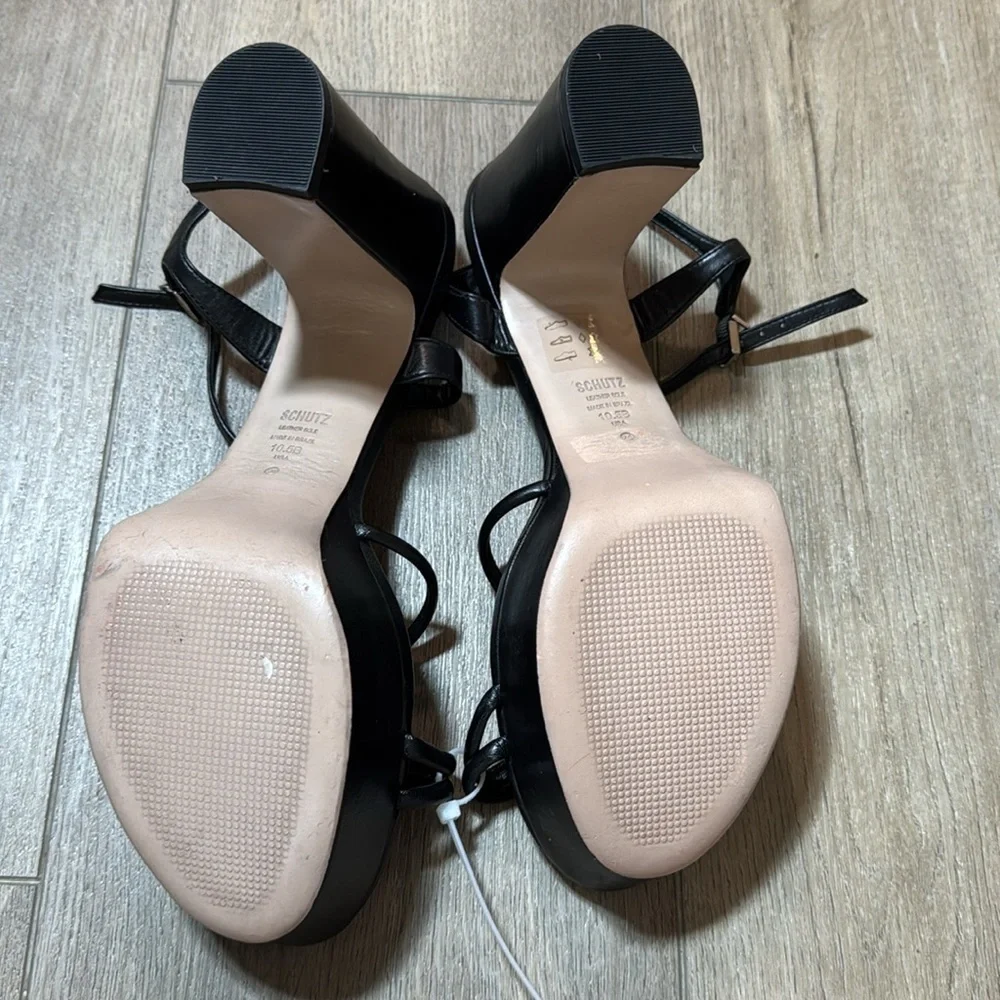 SCHUTZ sole by