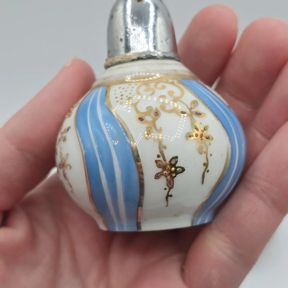 crystal import adorable shakers