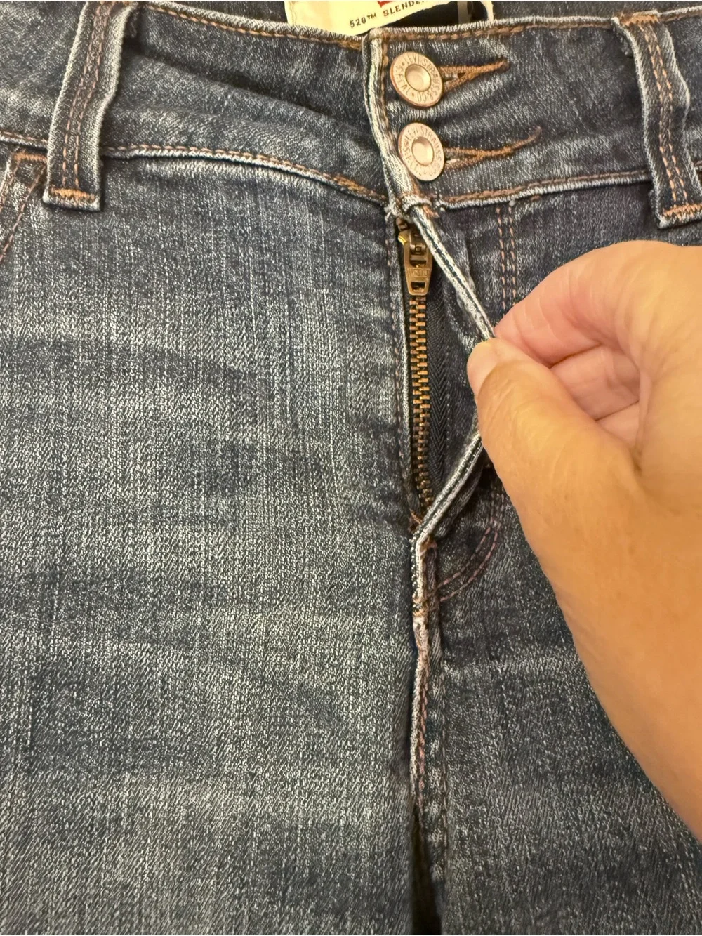 Levis levi’s 528