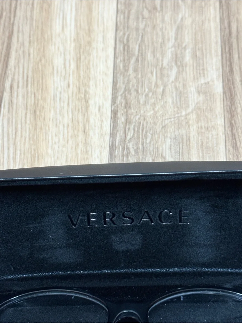 versace authentic