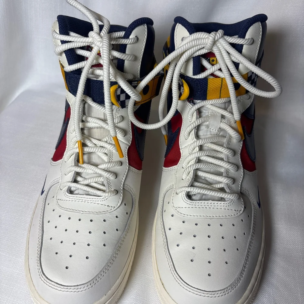Nike Air Force step up