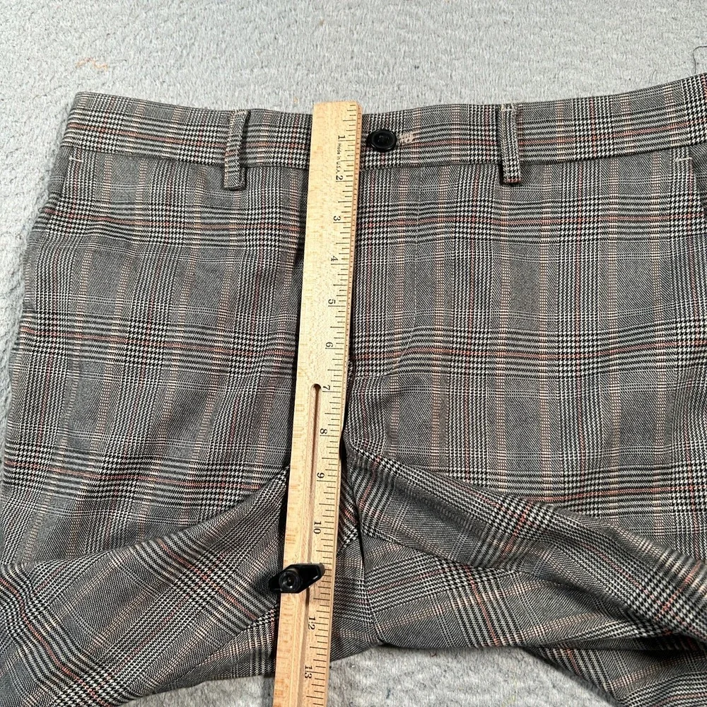 Guess chino pants