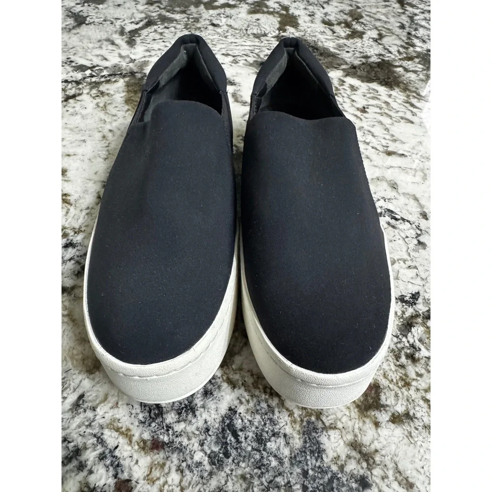 Vince inside insole