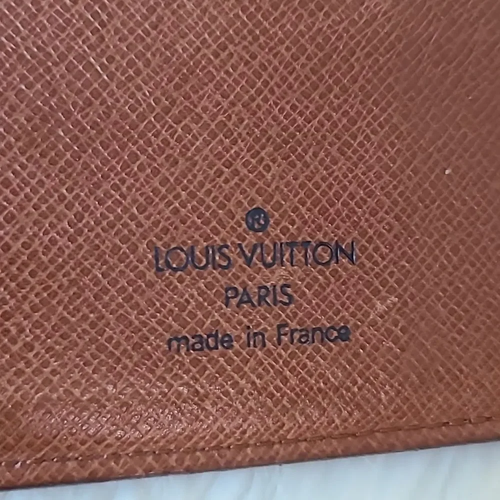 Louis Vuitton preloved louis
