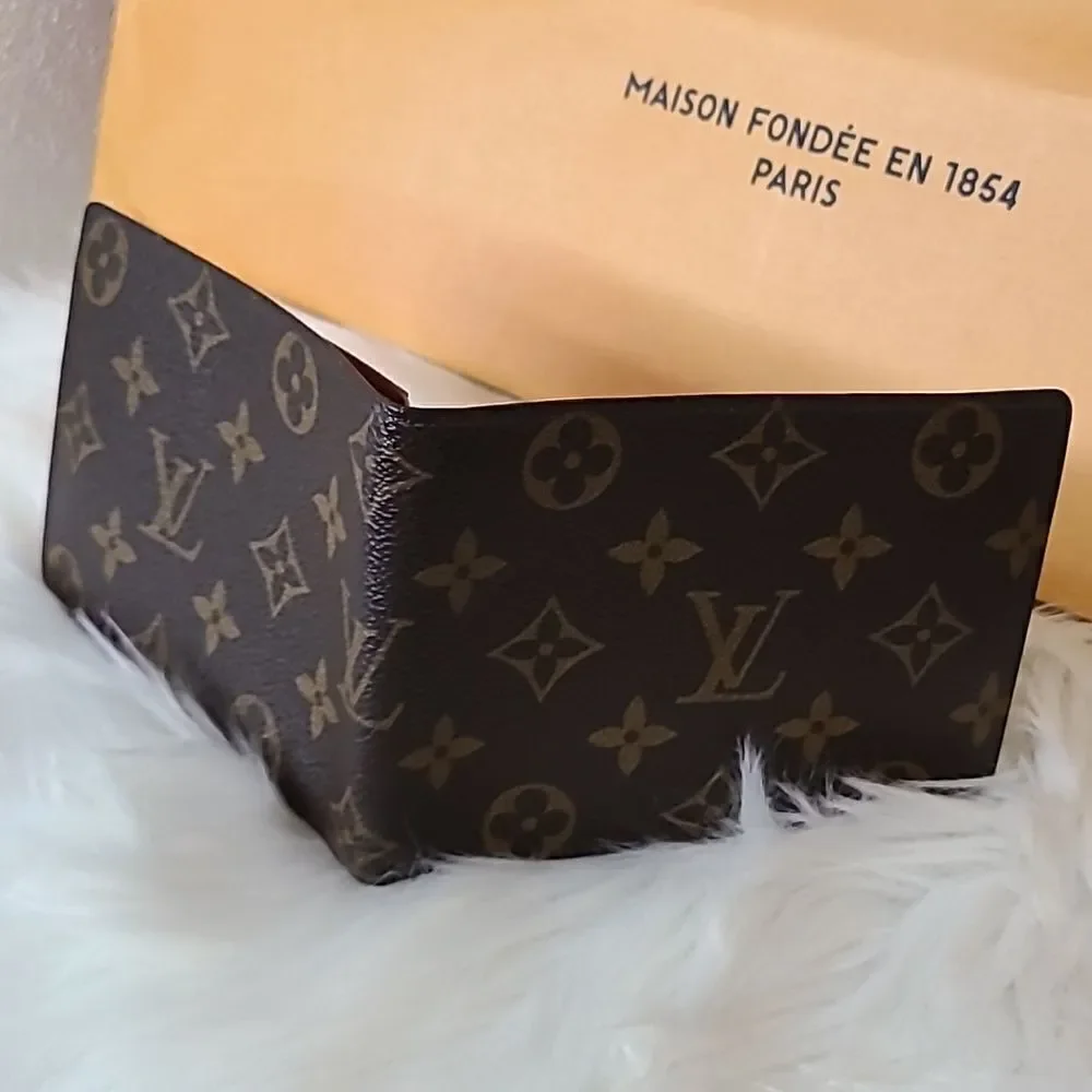 Louis Vuitton preloved louis