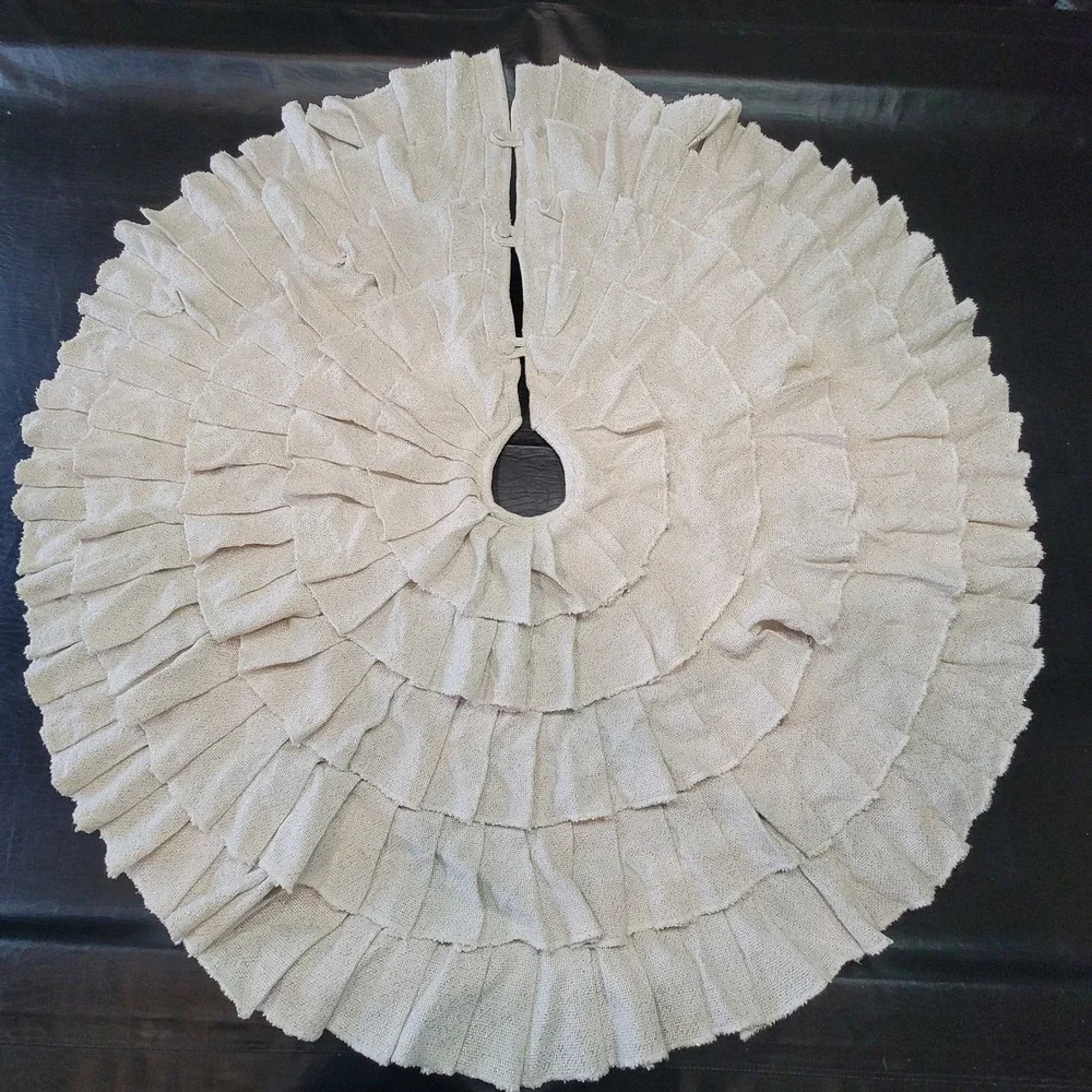 VHC‎ Christmas Tree Skirt Cream Silver Ruffled Burlap Metallic Tiered
