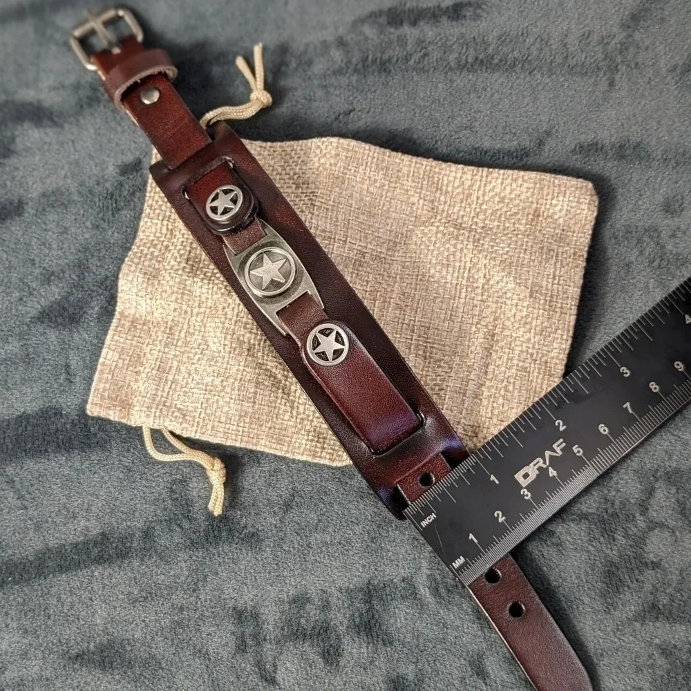 Leather and silver metal star wide bracelet, cowboy Texas Lonestar