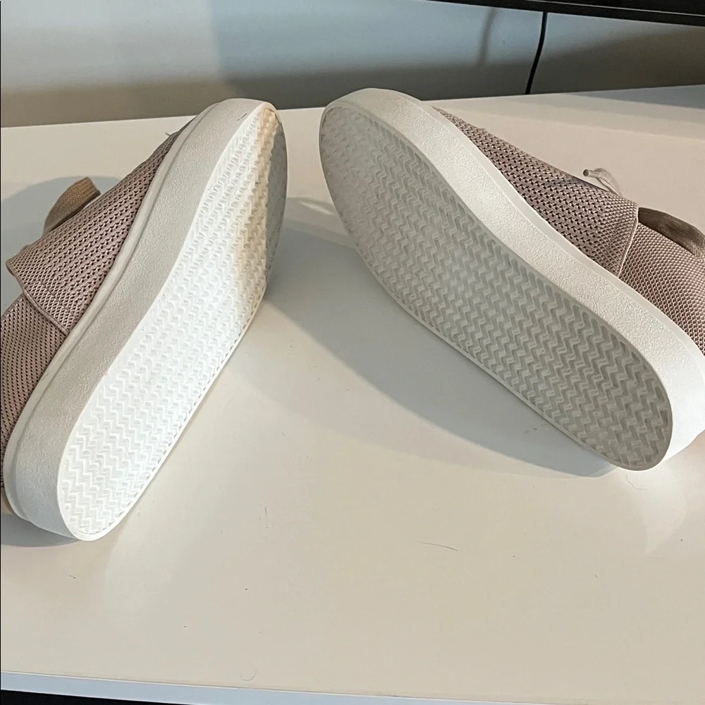 Lucky Brand breathable knit