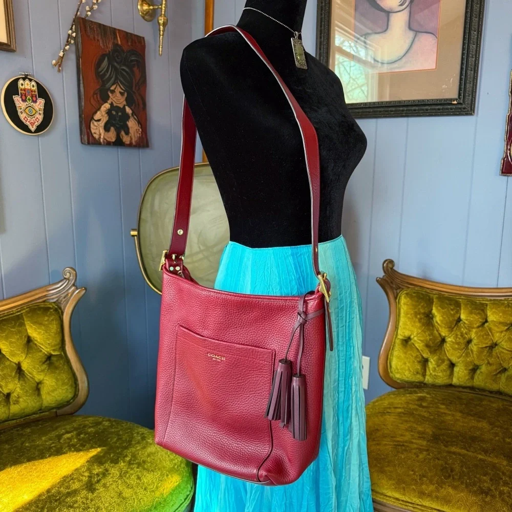 Coach Legacy Hobo Red Pebble Shoulder Bag E1381-25678