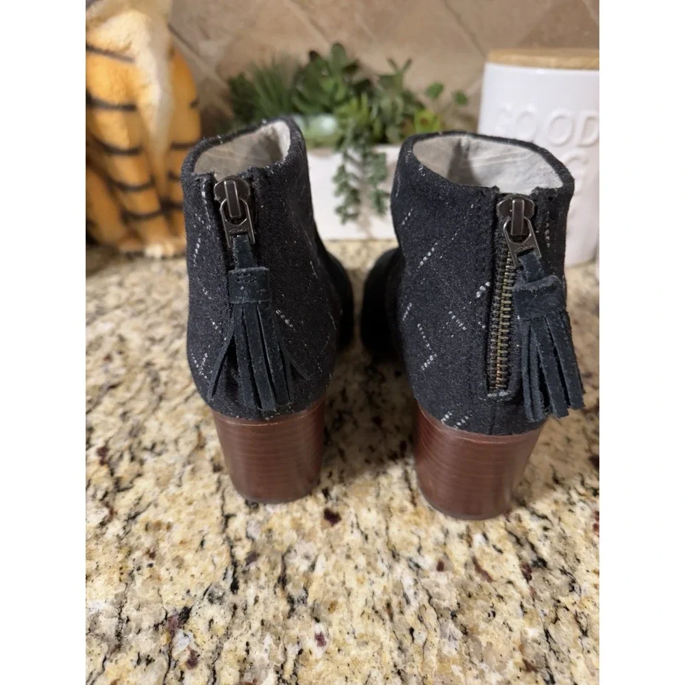 Toms women black