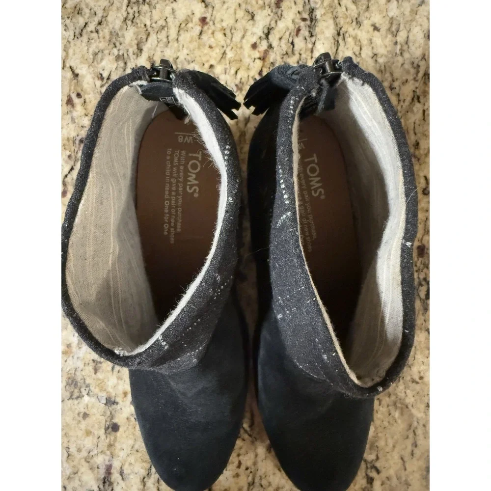 Toms women black