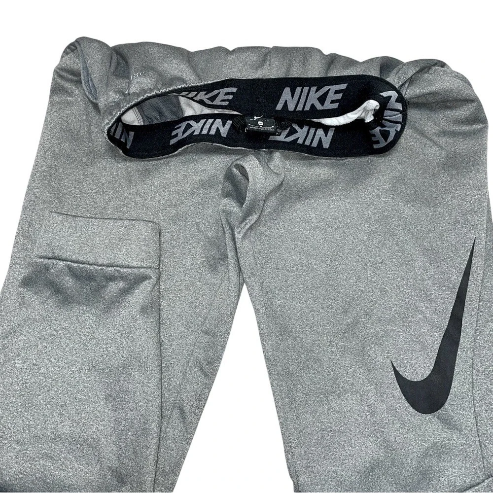 Nike warmth secure tapered