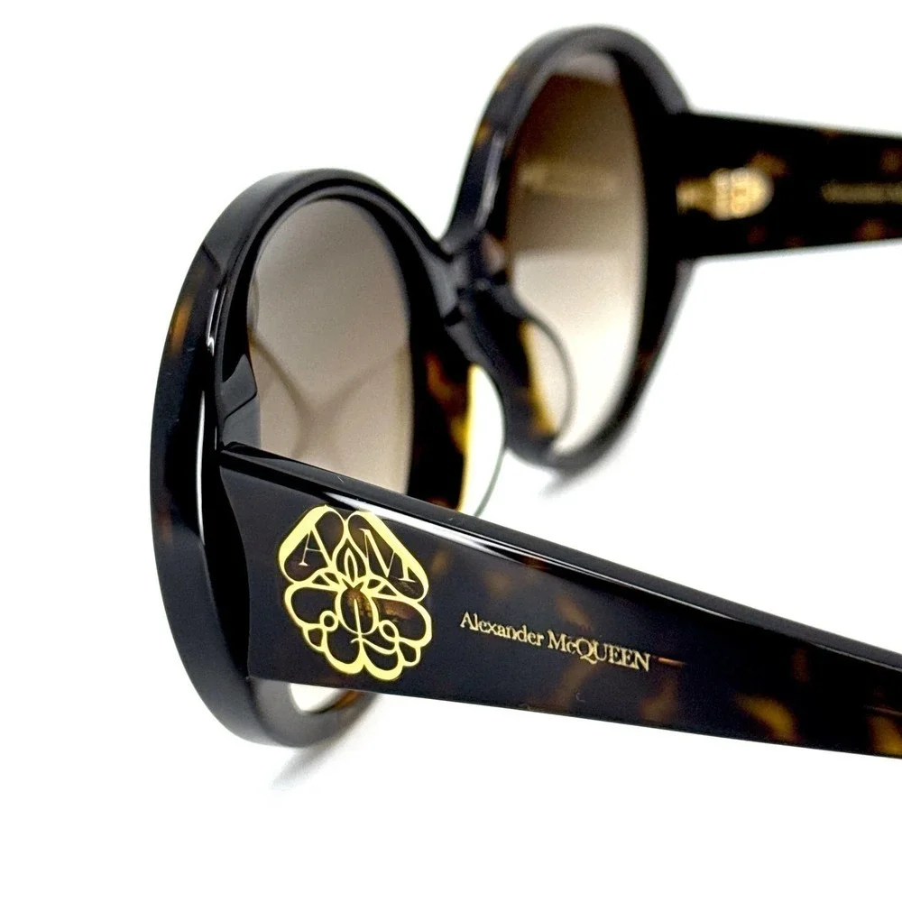 Alexander McQueen alexander mcqueen