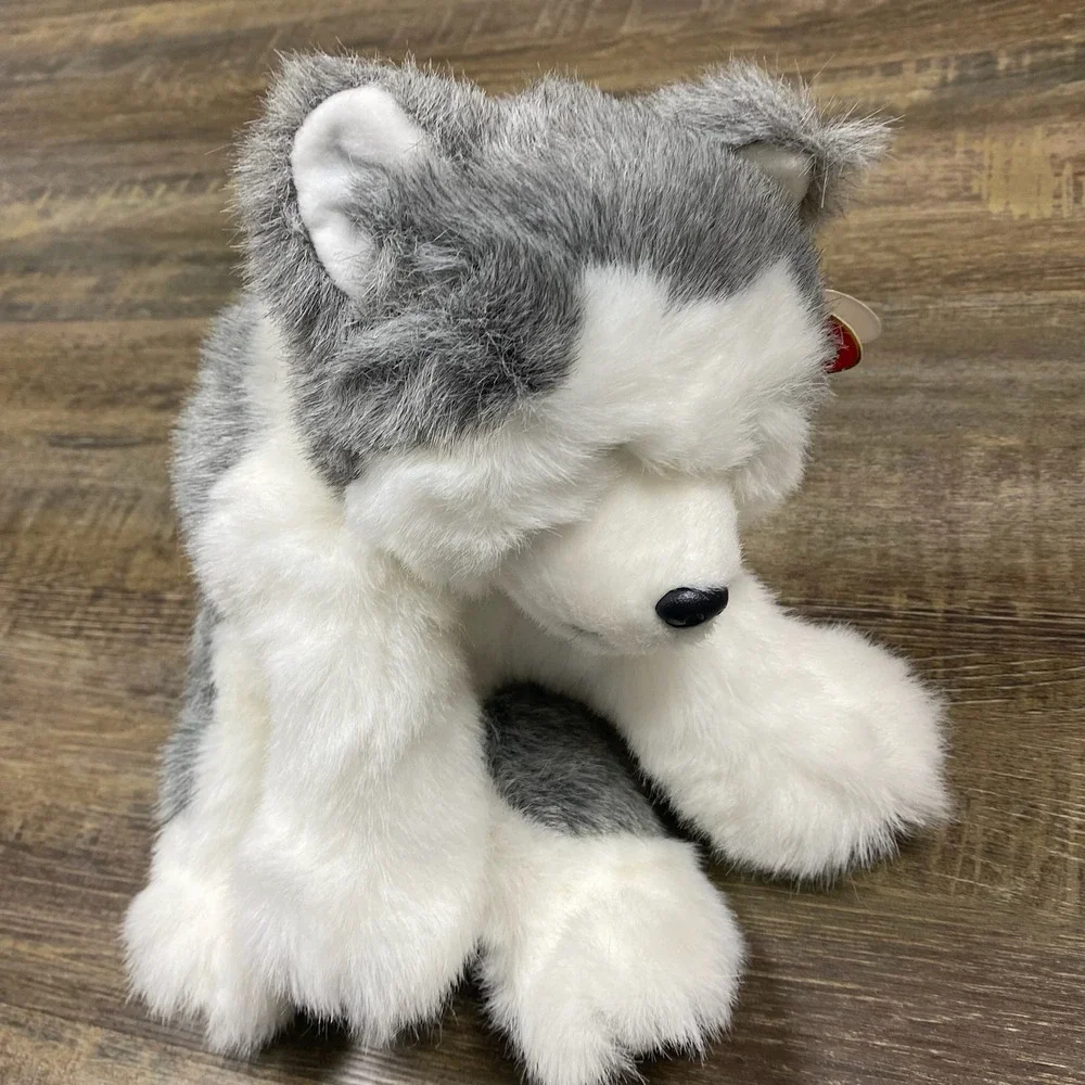 Ty Classic Dakota‎ Husky Dog Plush Grey White Retired 2001 Stuffed Animal w/tags