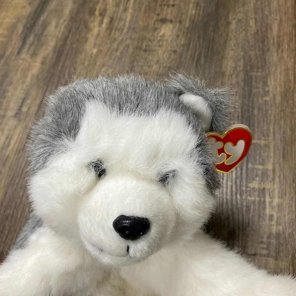 Ty Classic Dakota‎ Husky Dog Plush Grey White Retired 2001 Stuffed Animal w/tags