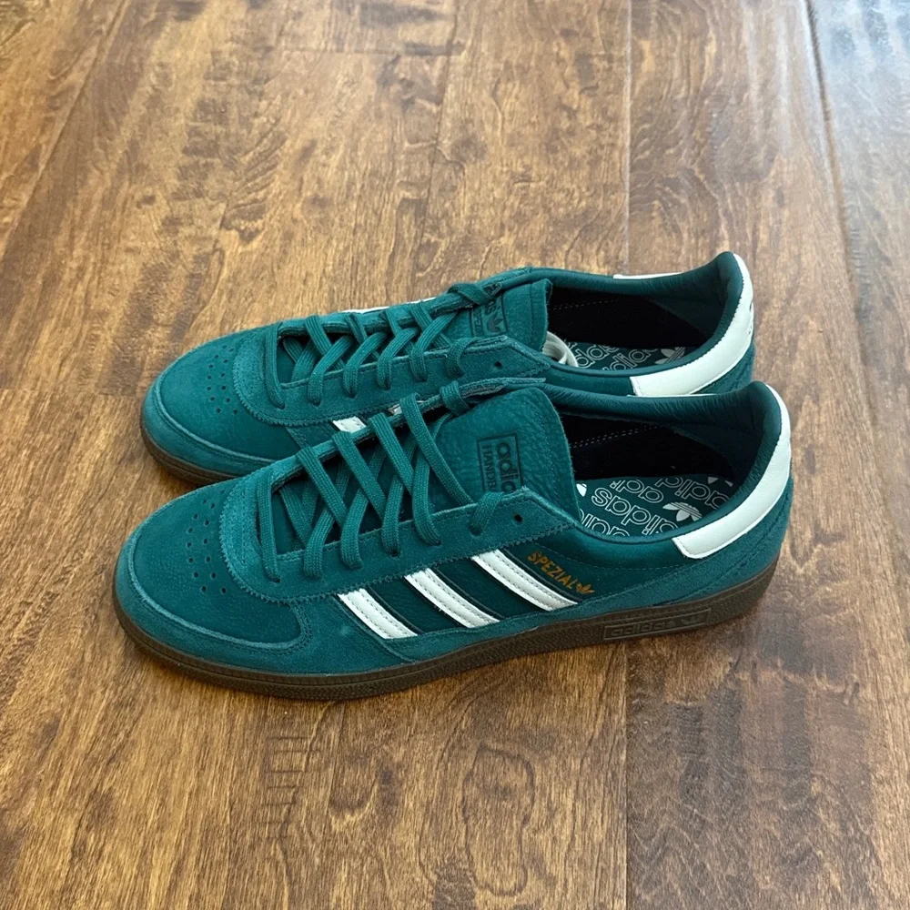 adidas spezial sneakers