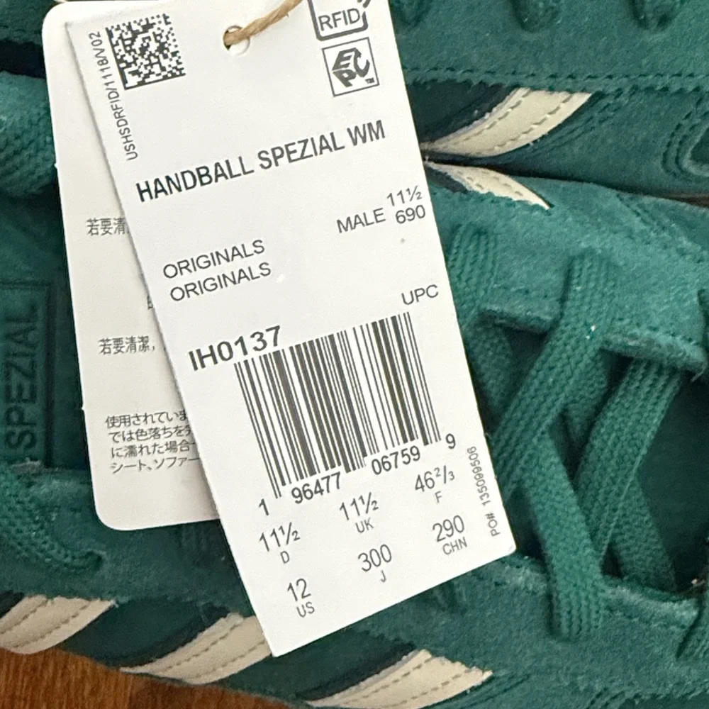 adidas spezial sneakers