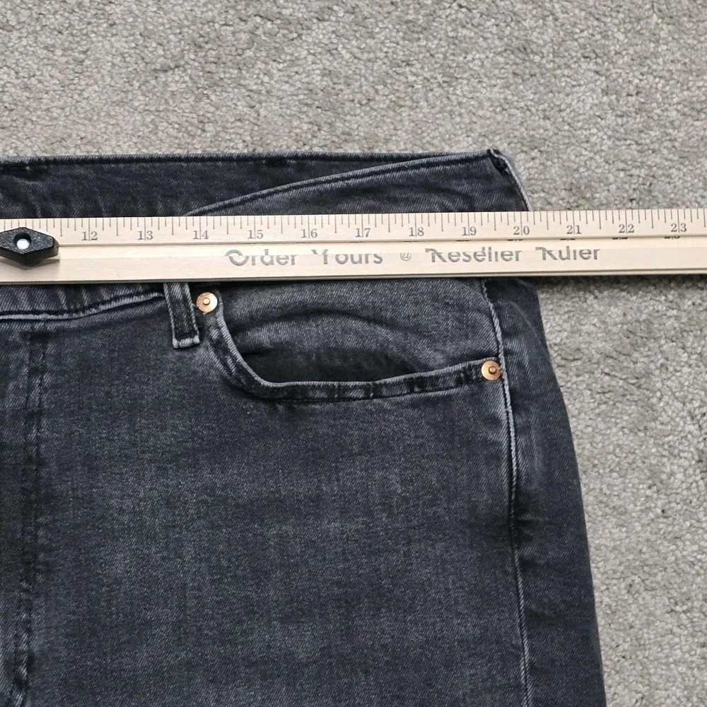 Levis pre owned