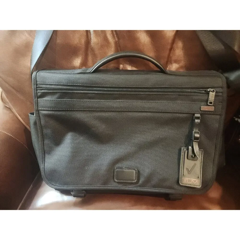 Tumi black 15