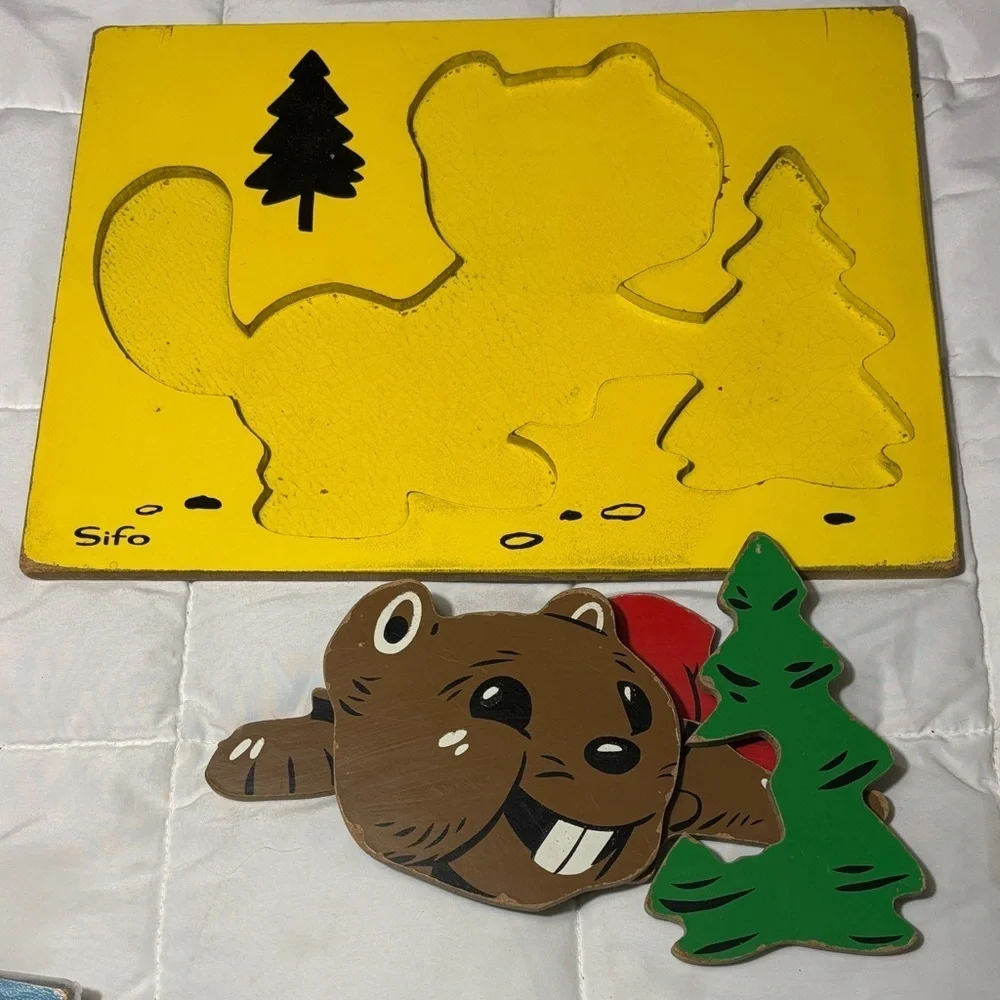 Vintage Sifo Happy Beaver 7 Piece Puzzle