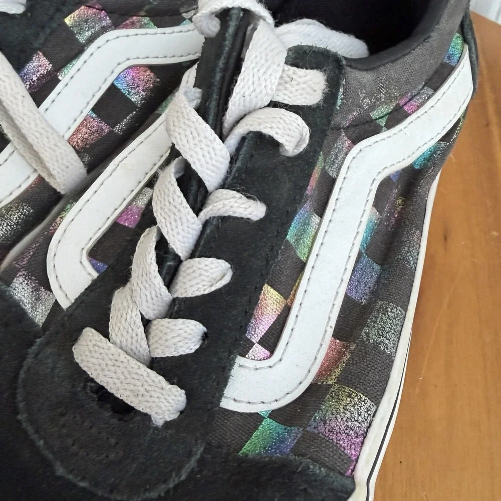 Vans low size