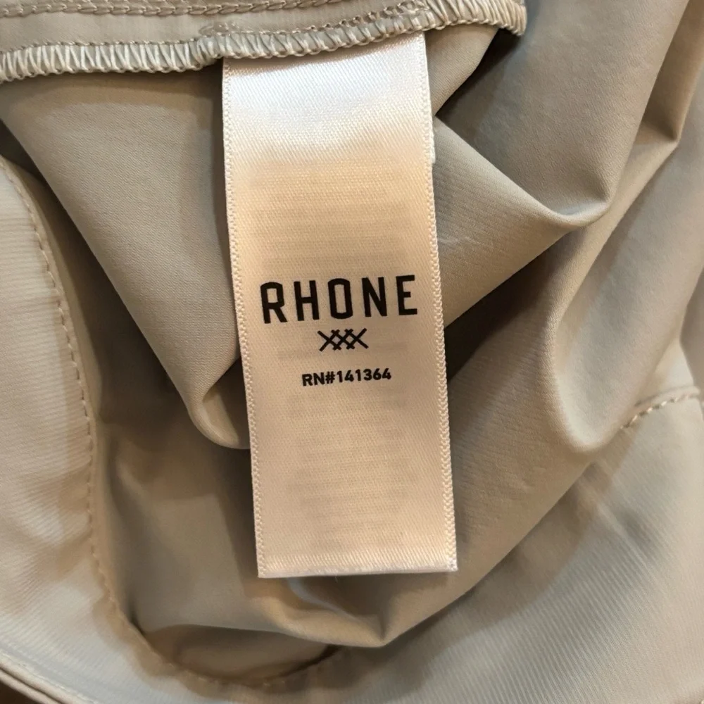 RHONE Men's Size 38 Flat Front Gray Shorts Golf Outdoor Resort Dress‎