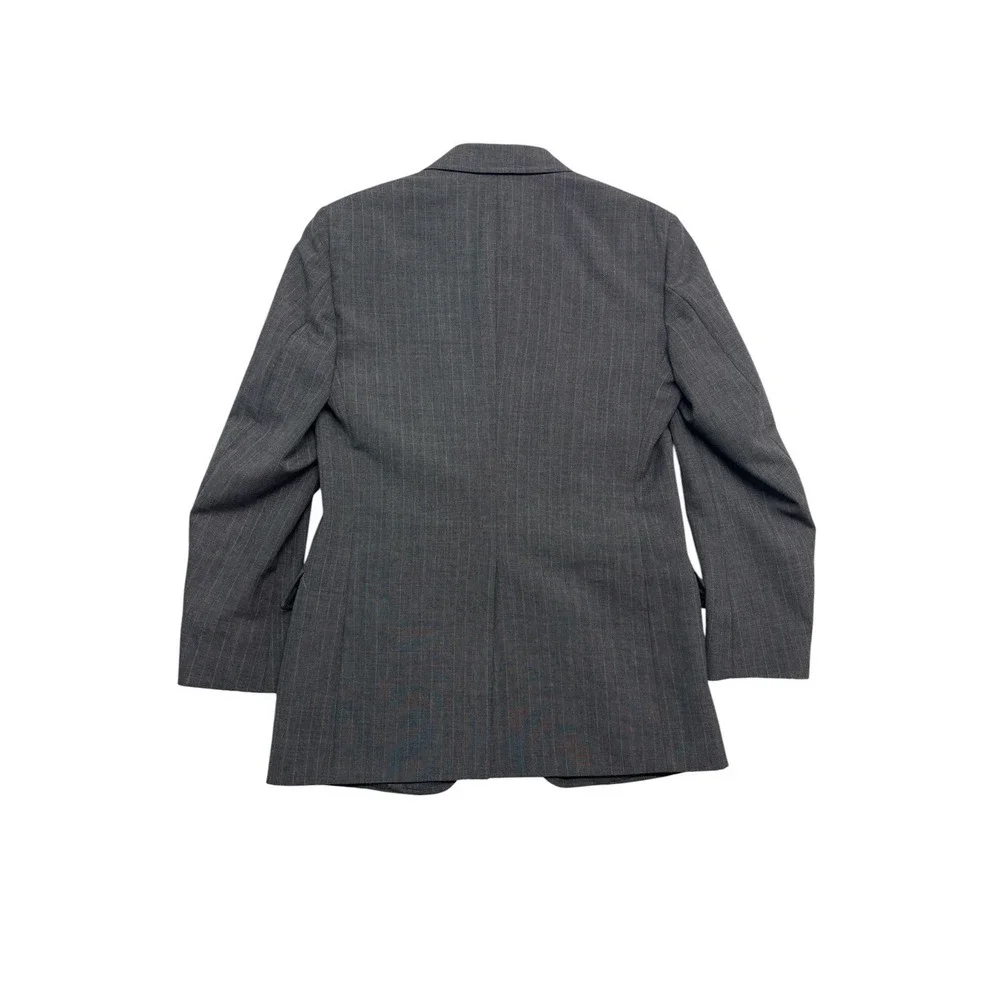 Oakton lapel missing