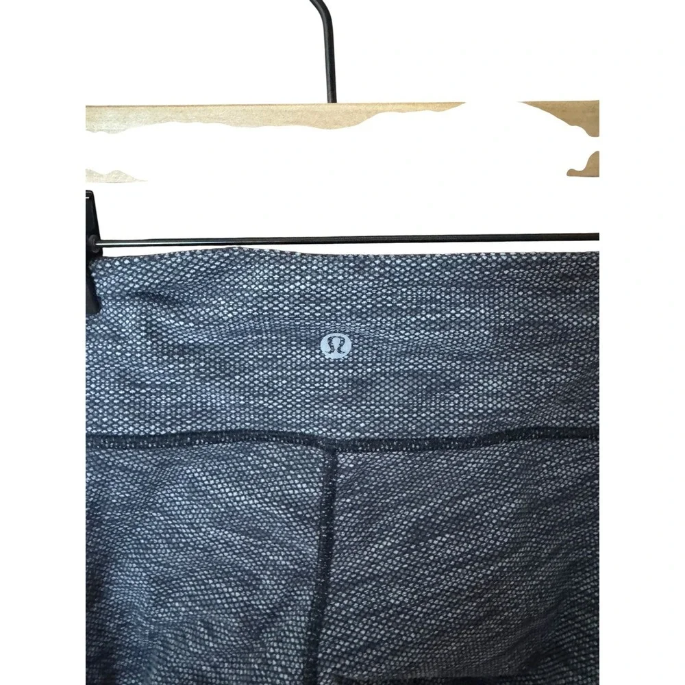 Lululemon‎ Wunder Under Leggings Size 6 Variegated Knit Heather Gray Active