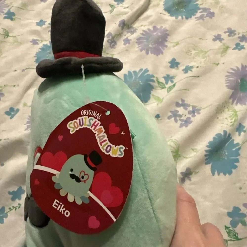 Squishmallow 8 inch Eiko The Octopus w/ Top Hat‎ & Heart New With Tags