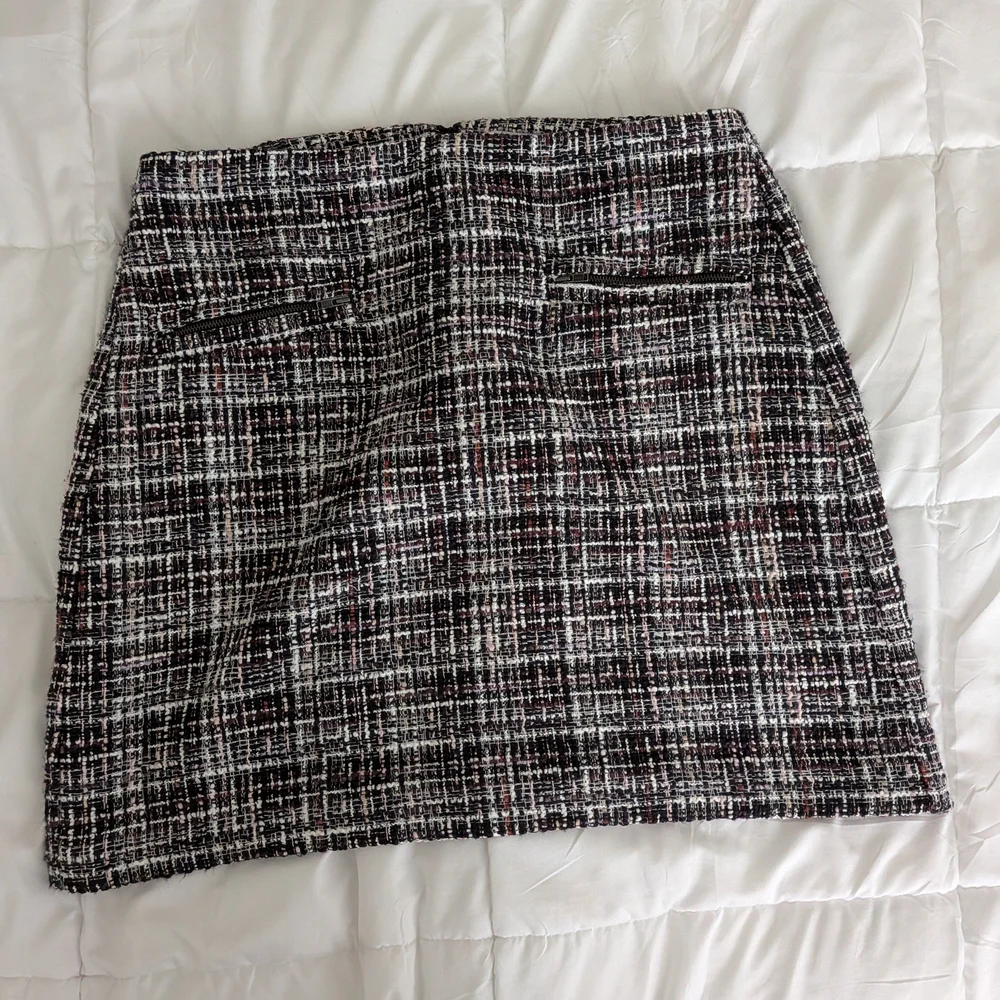 Loft Outlet Tweed Mini Skirt Black Burgundy‎ Plaid Zipper Pockets Size 10