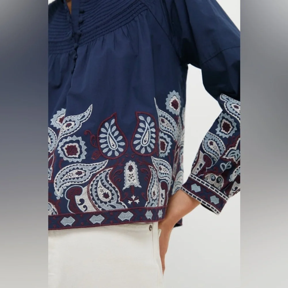 Tuckernuck navy embroidered