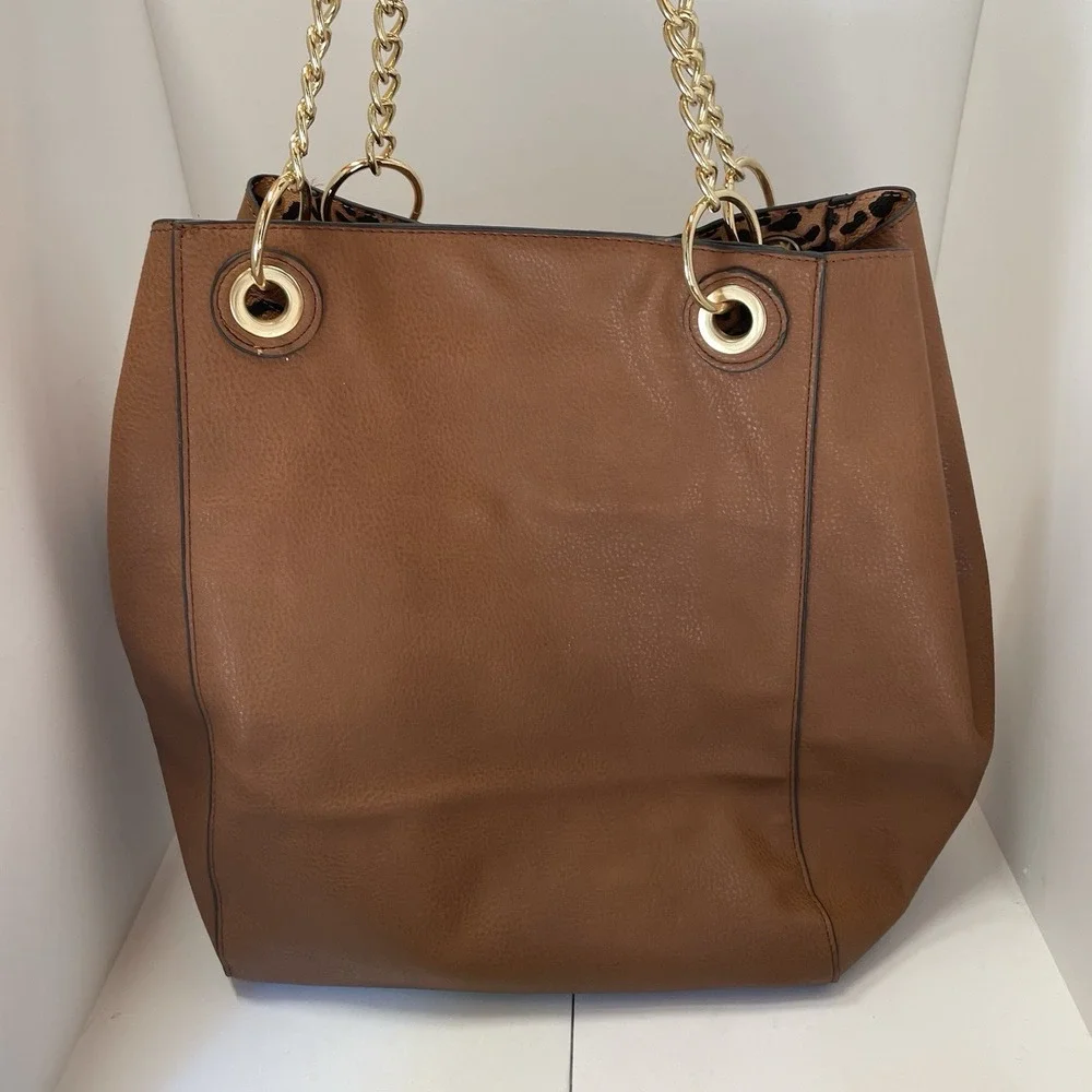 Steve‎ Madden Large Purse Animal Print Inside Brown Chain Strap Matching Bag