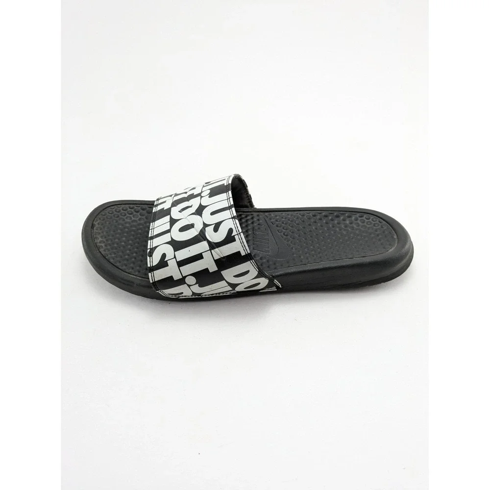 Nike black pre