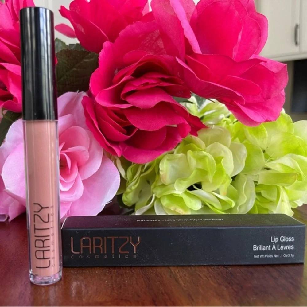 Laritzy Lipgloss in Vibe New in Box