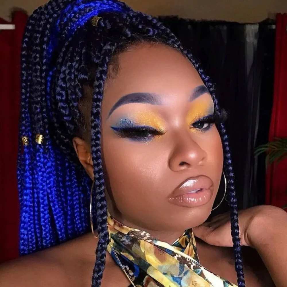 Laritzy lipgloss vibe