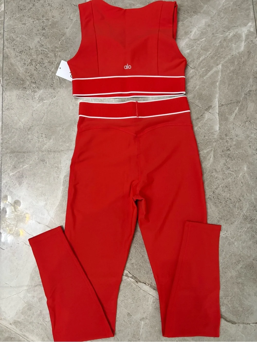 ALO Yoga vibrant red