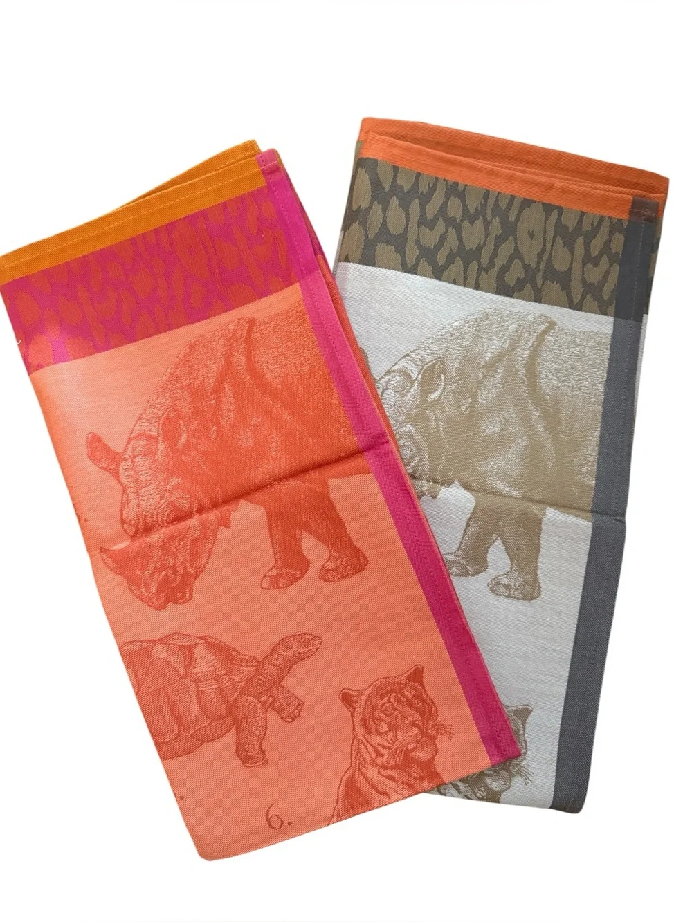Le Jacquard Francais add touch