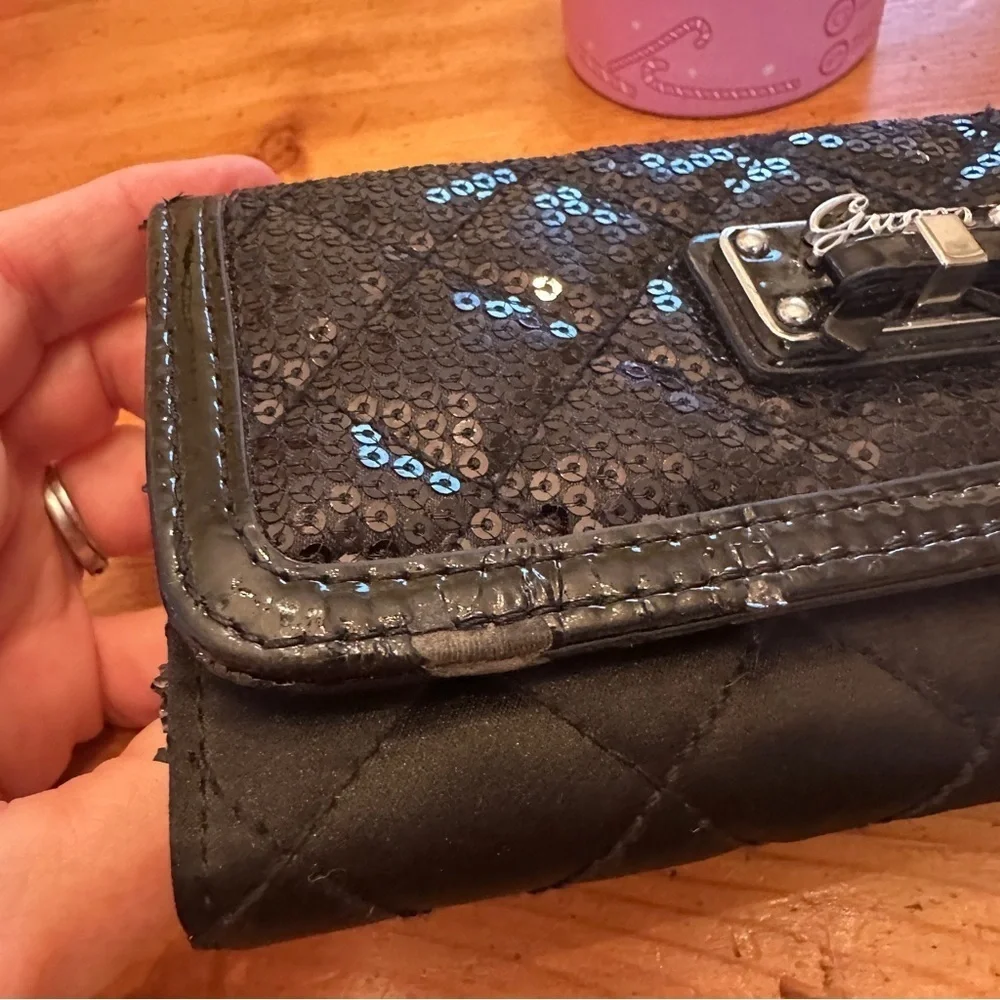 Guess brand new