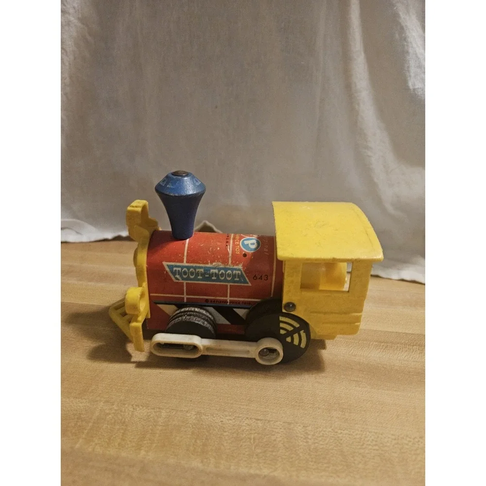 Vintage 1964 Fisher Price Little Wood Toot Toot Train 643 Pull Toy No String