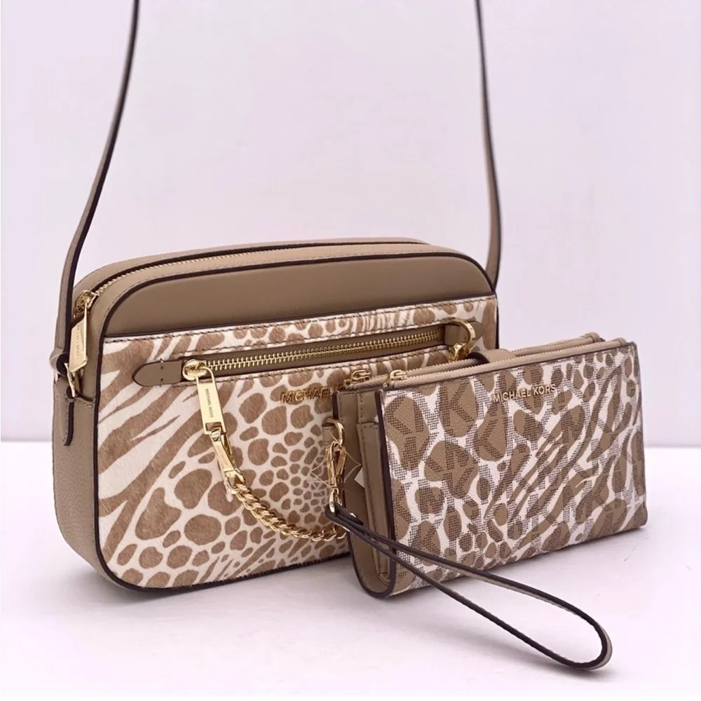 Michael Kors EW Zip Chain Crossbody And Wallet Set