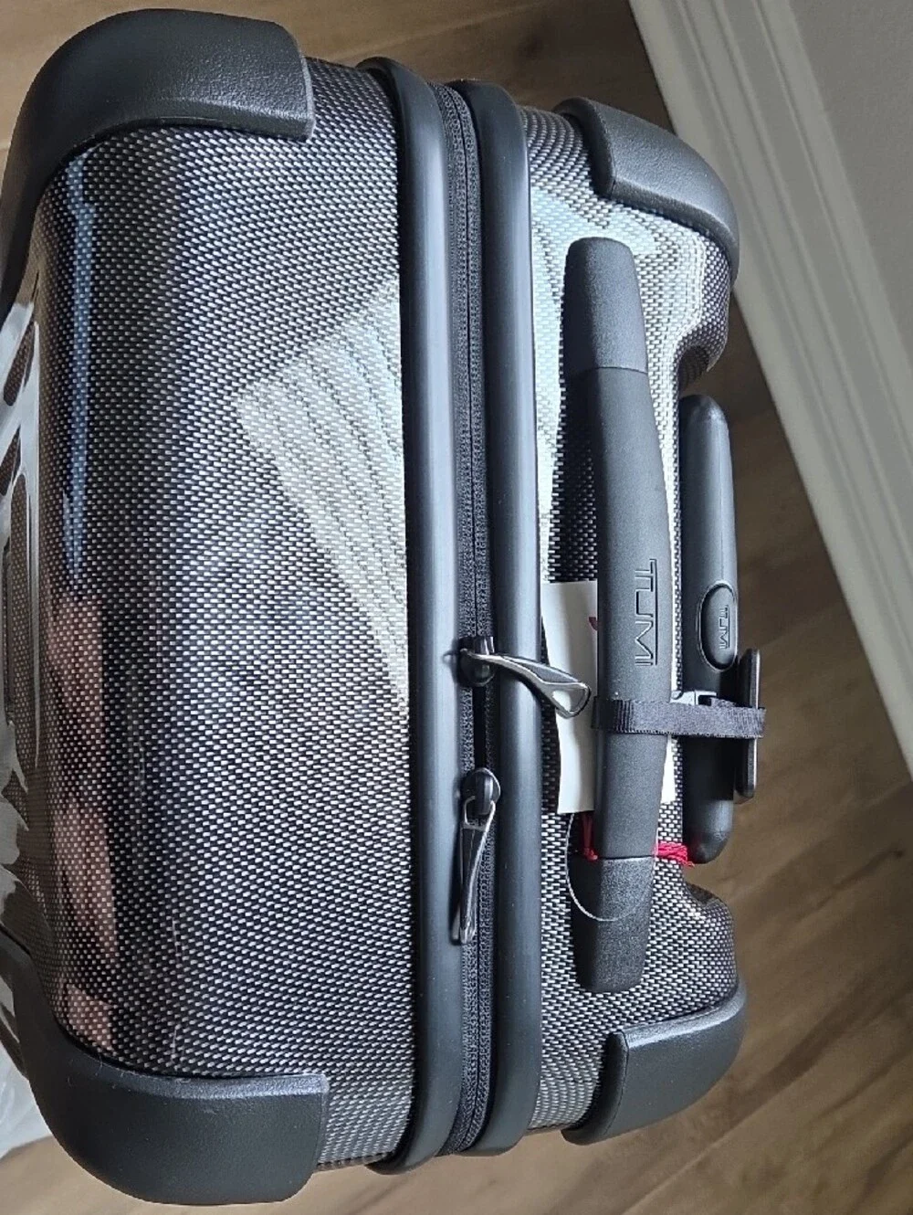 Tumi sleek carry