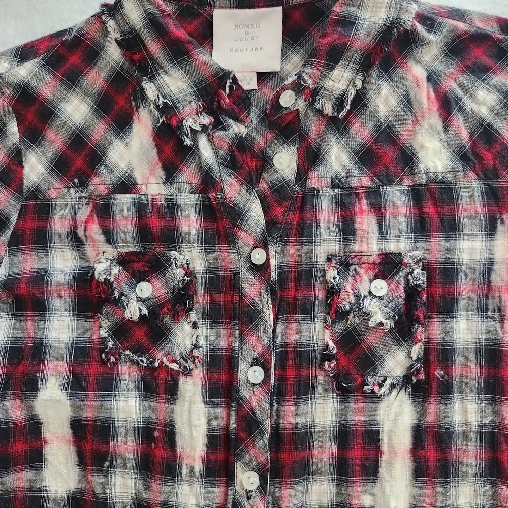 Romeo & Juliet Couture distressed plaid