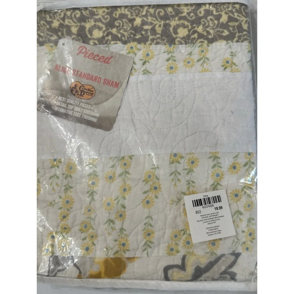 Cracker Barrel NIP Set Of 2 Alice Quilted Pillow Shams Gray Yellow‎ Patchwork