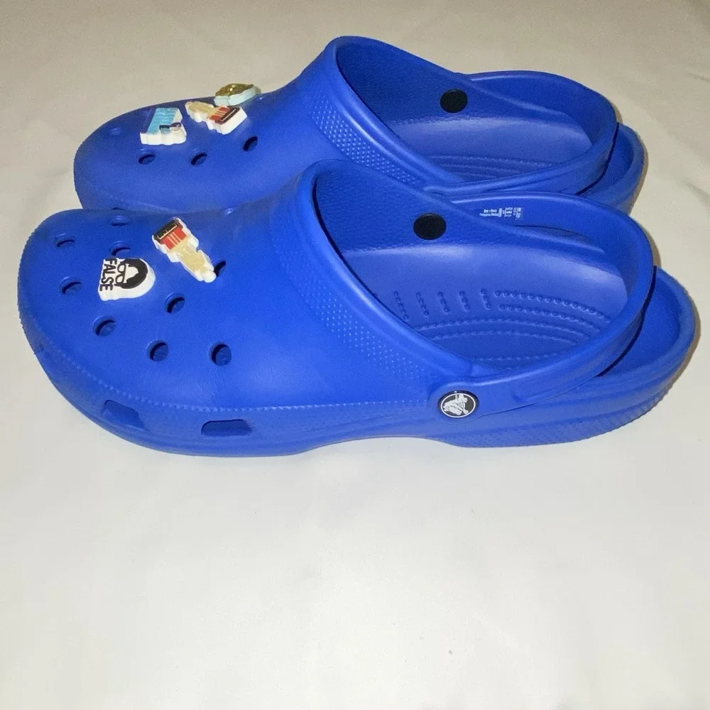 CROCS product pair