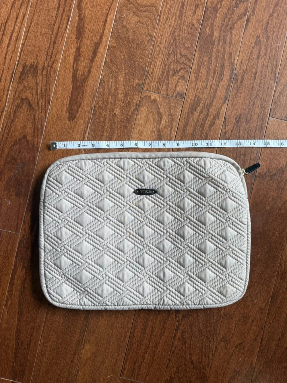 Tumi excellent laptop