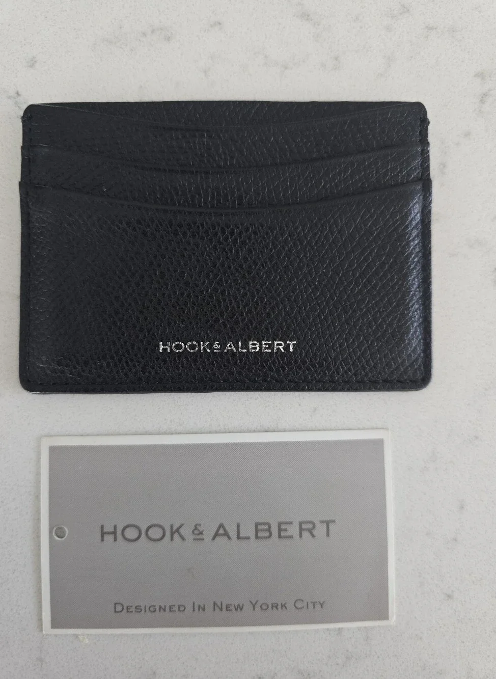 Hook & Albert x Banana Republic Leather Pebble Grain Card Case Black $55